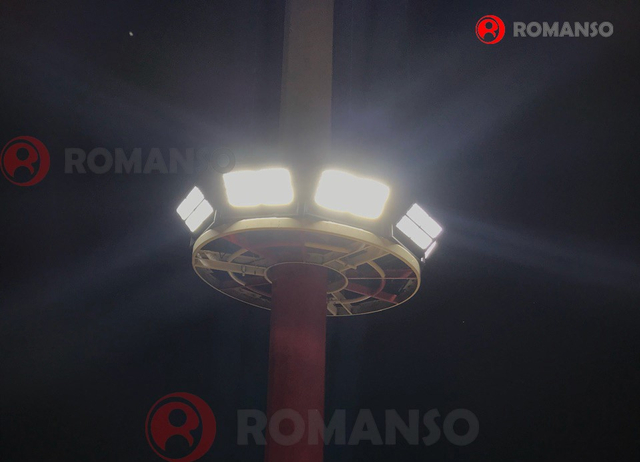 Romanso Stadium Light